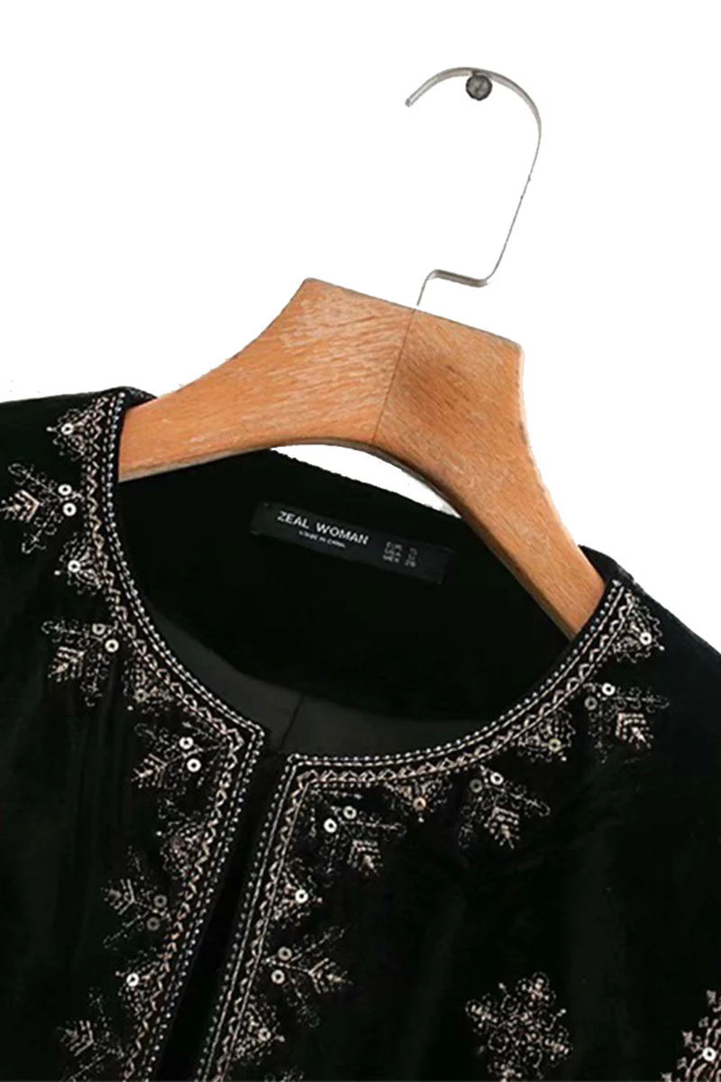 Casual Flowers Embroidered O Neck Outerwear - Kaedas