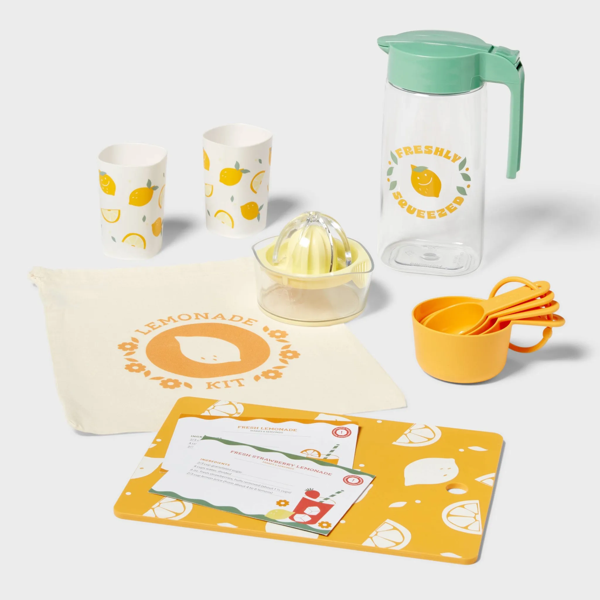 Kids' 12pc Lemonade Dinnerware Set - Kaedas