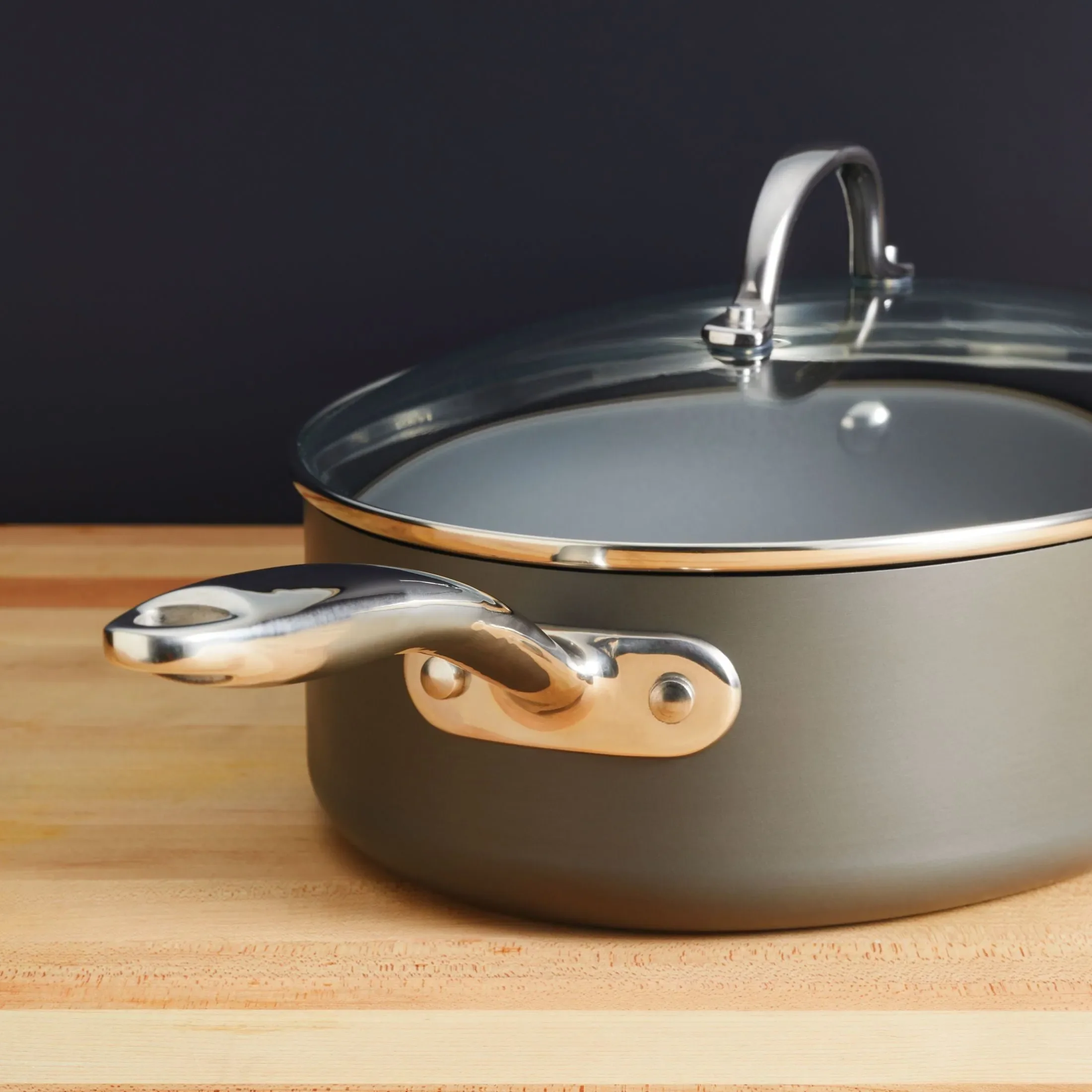 5-Quart Hard Anodized Nonstick Oval Sauté Pan with Helper Handle & Lid - Kaedas