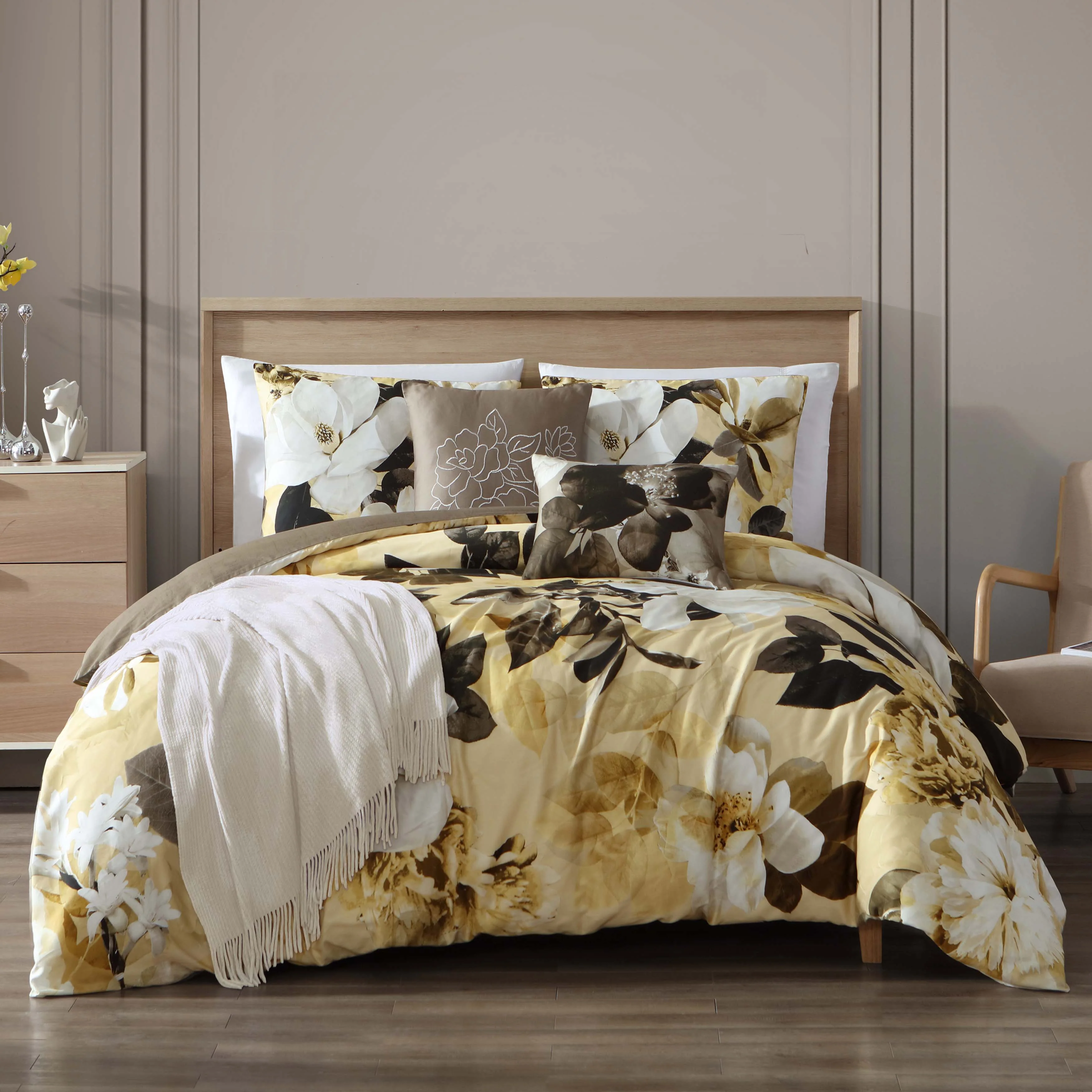 Bebejan Chenille Throw - Kaedas