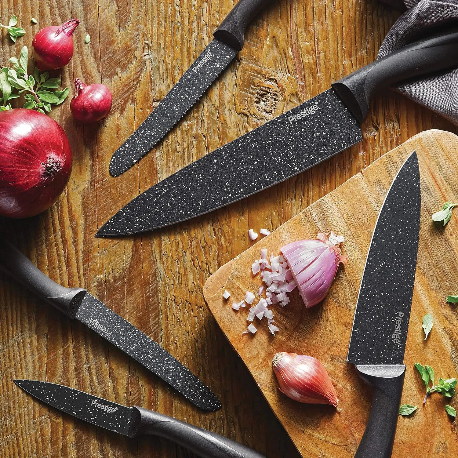 Stone Quartz Cutlery Set, 3 Piece, Black and Gold Speckle - Kaedas