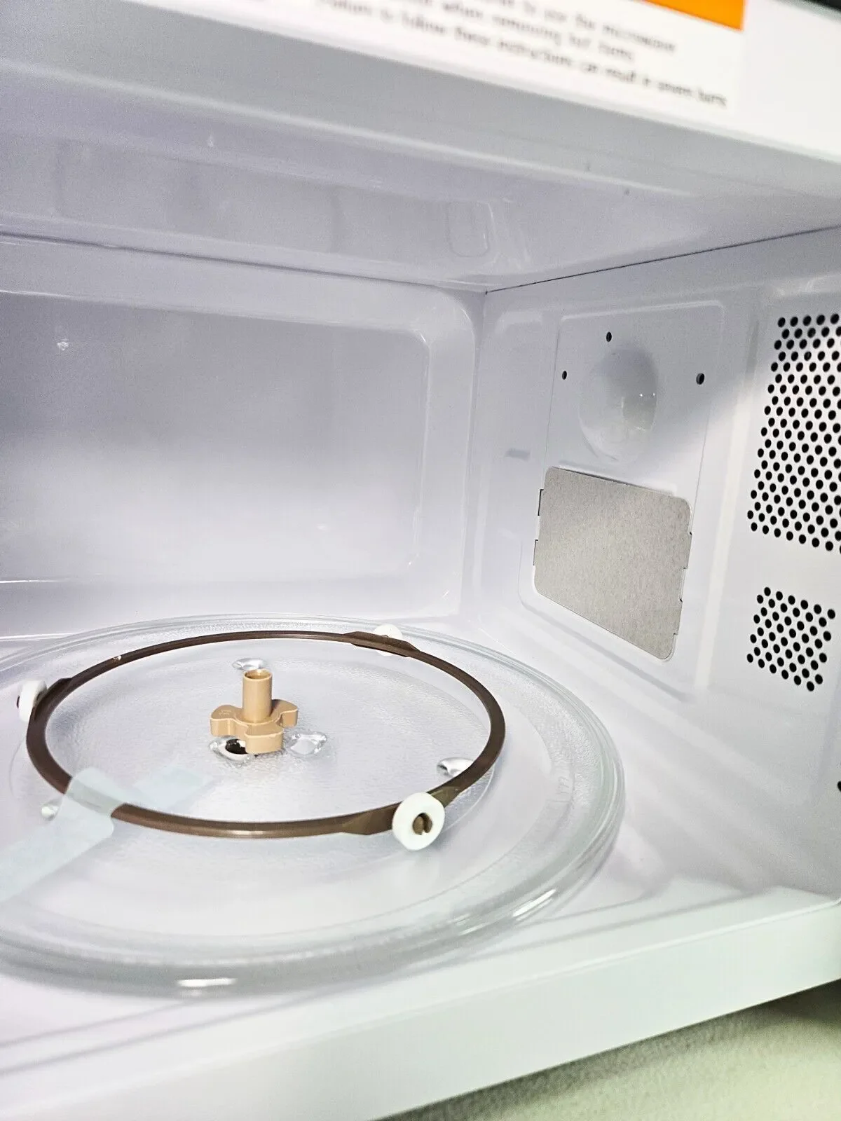 0.9 Cu.ft. Countertop Microwave Oven 900 W - Kaedas