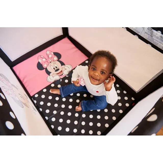 3D Ultra Baby Play Yard with Bassinet and Toy Bar,- PEEKING MINNIE - Kaedas