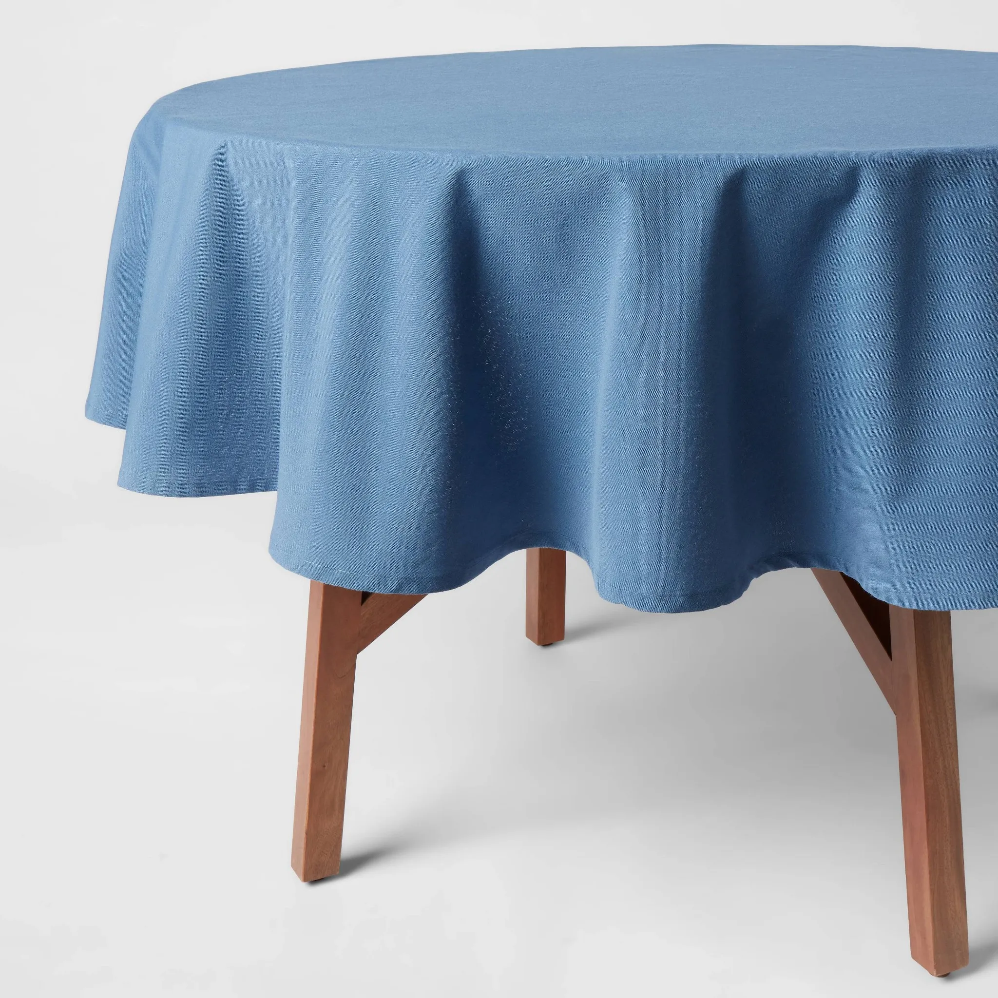 70-Inch Cotton Round Tablecloth in Blue - Kaedas