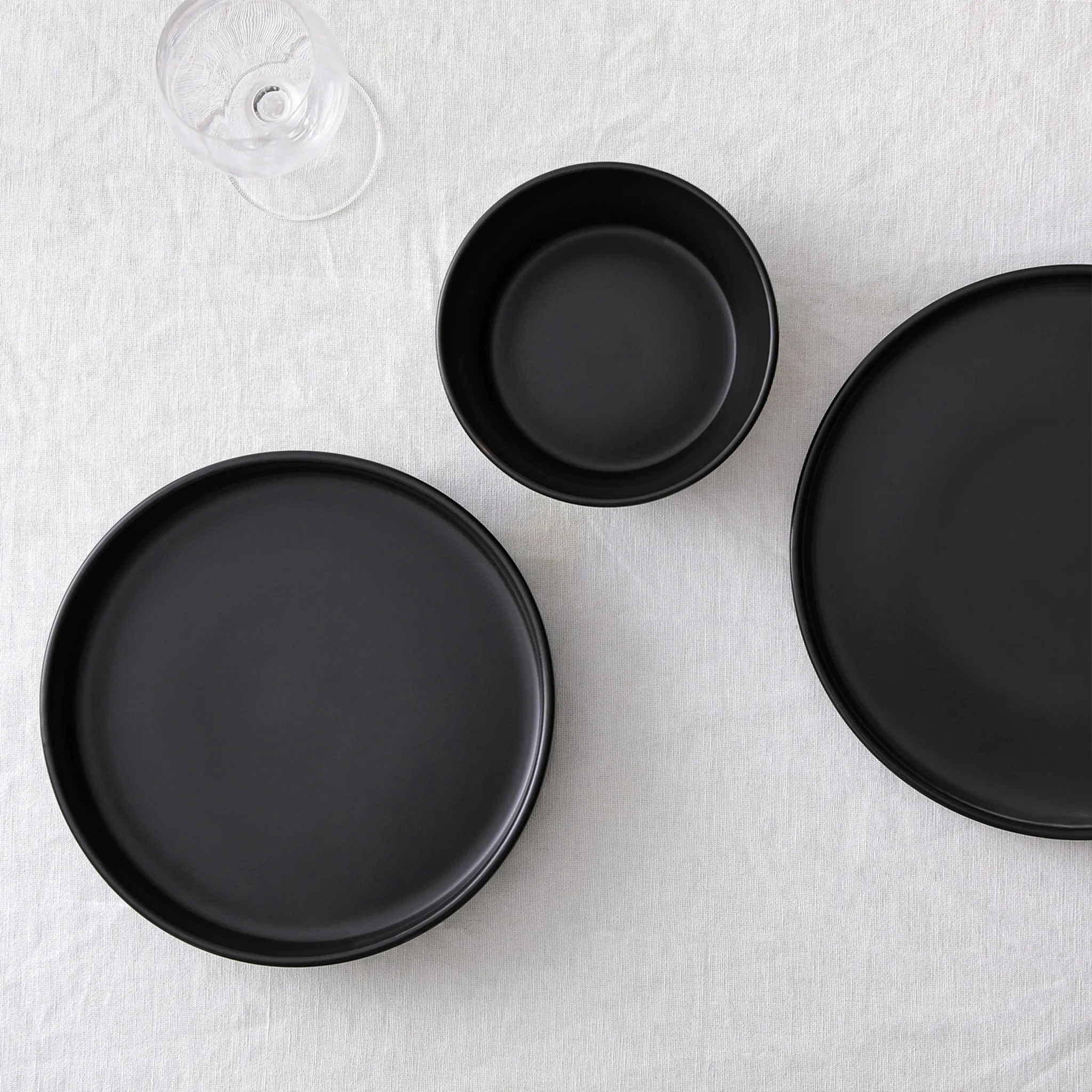 Celina 12-Piece Stoneware Dinnerware Set, Service for 4, Black - Kaedas