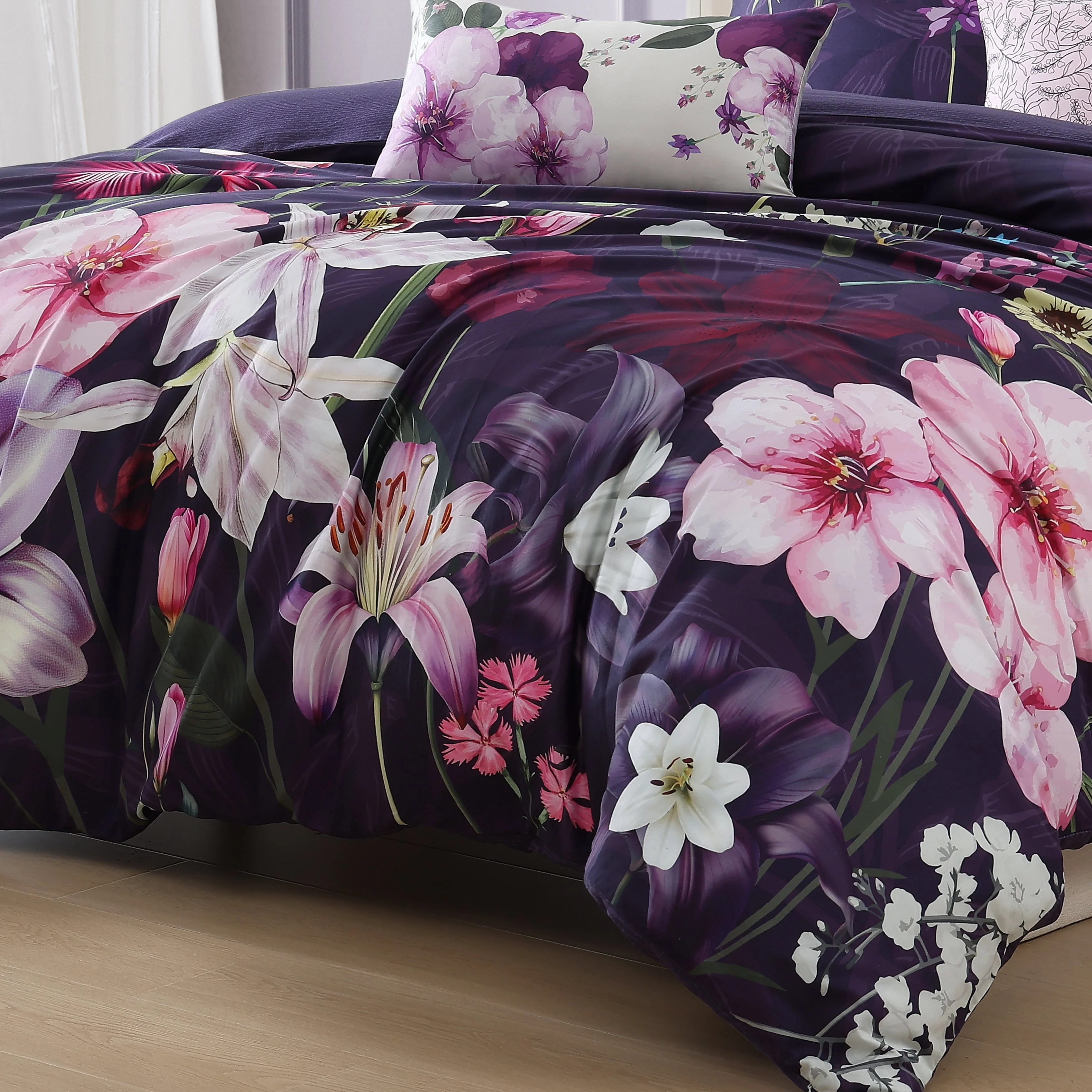 Bebejan Morning Glory 5 Piece Reversible Comforter Set - Kaedas