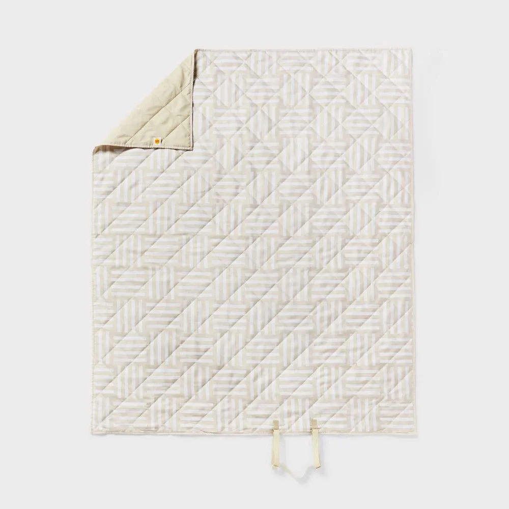 Neutral Pattern Picnic Blanket - Kaedas