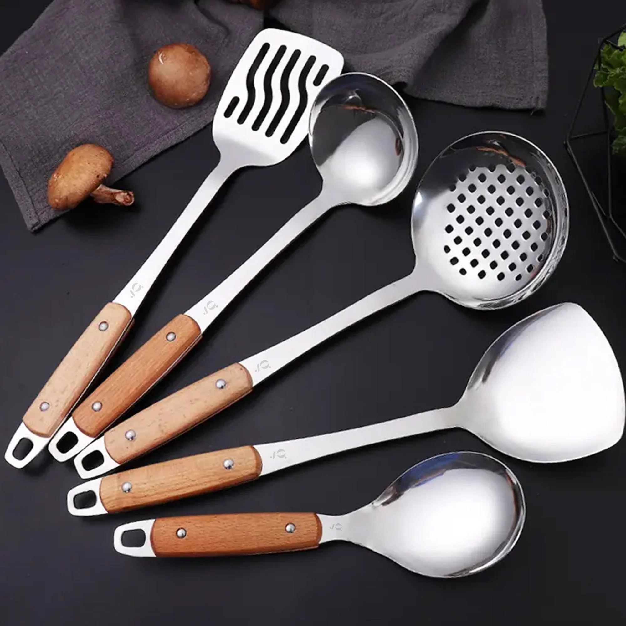5-Piece Stainless Steel Kitchen Utensil Set With Wooden Handles - Kaedas