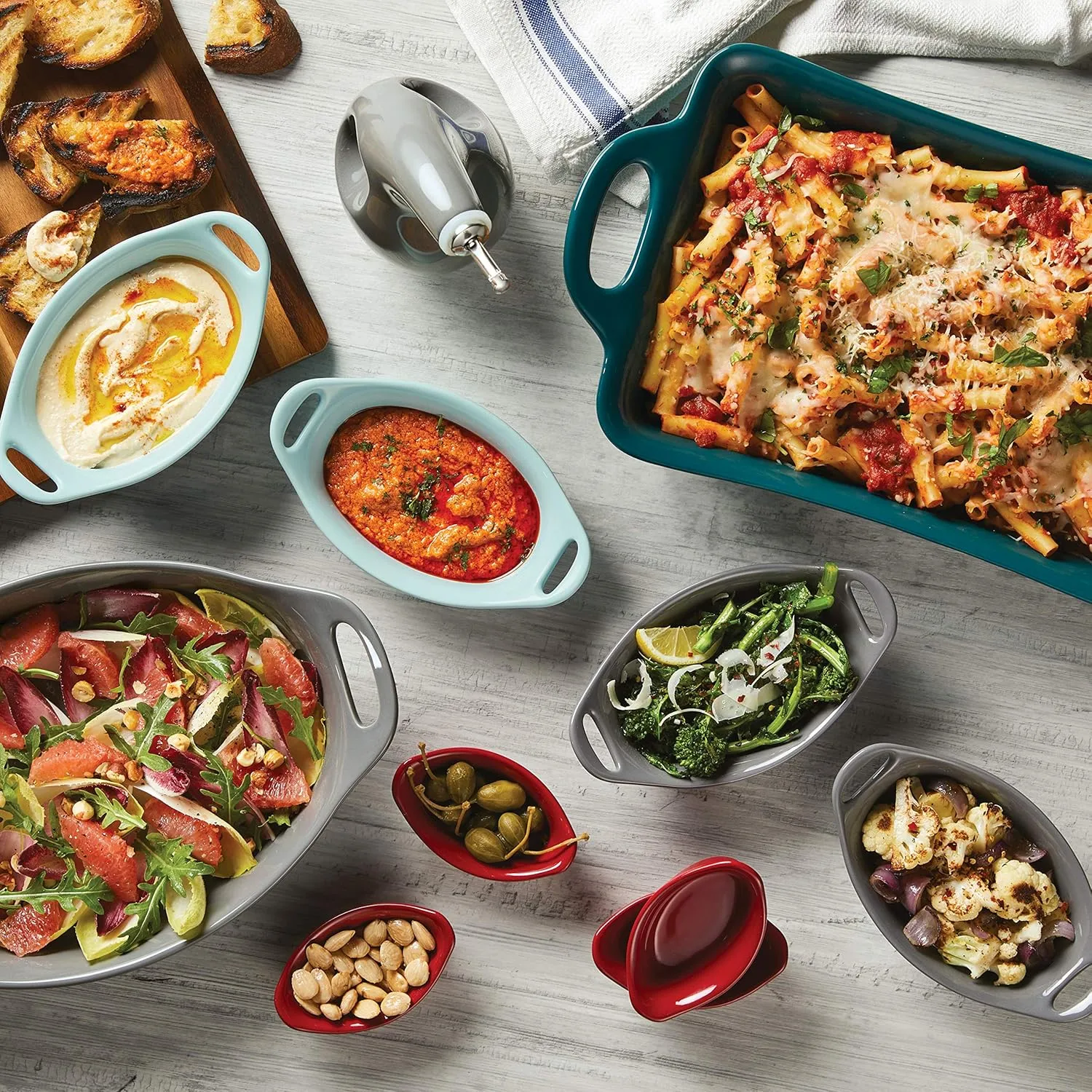 1.5 Quart Gray Oval Baker - Kaedas