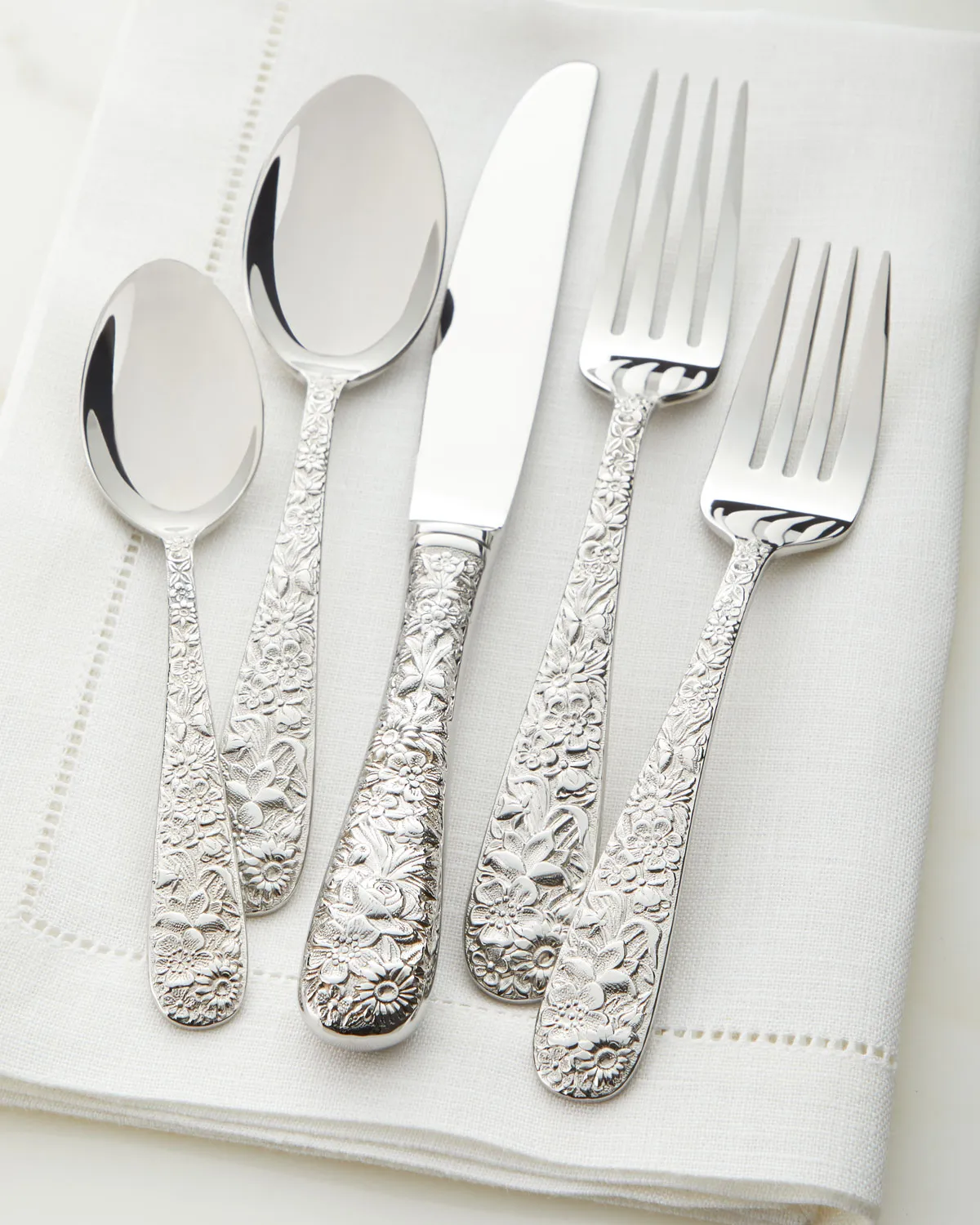 Towle Contessina 20-Piece Flatware Set - Elegant Floral Design for Four - Kaedas
