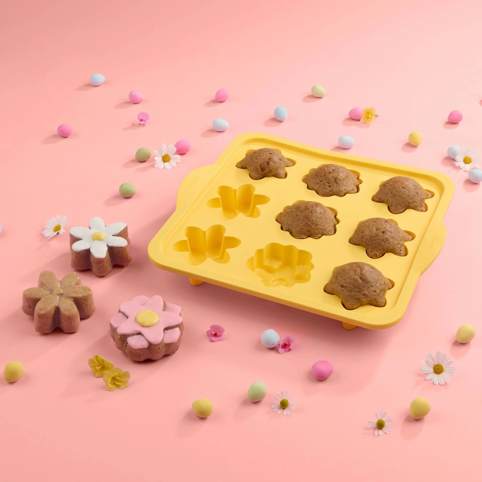 9 Cavity Silicone Flower Pan Yellow - Kaedas