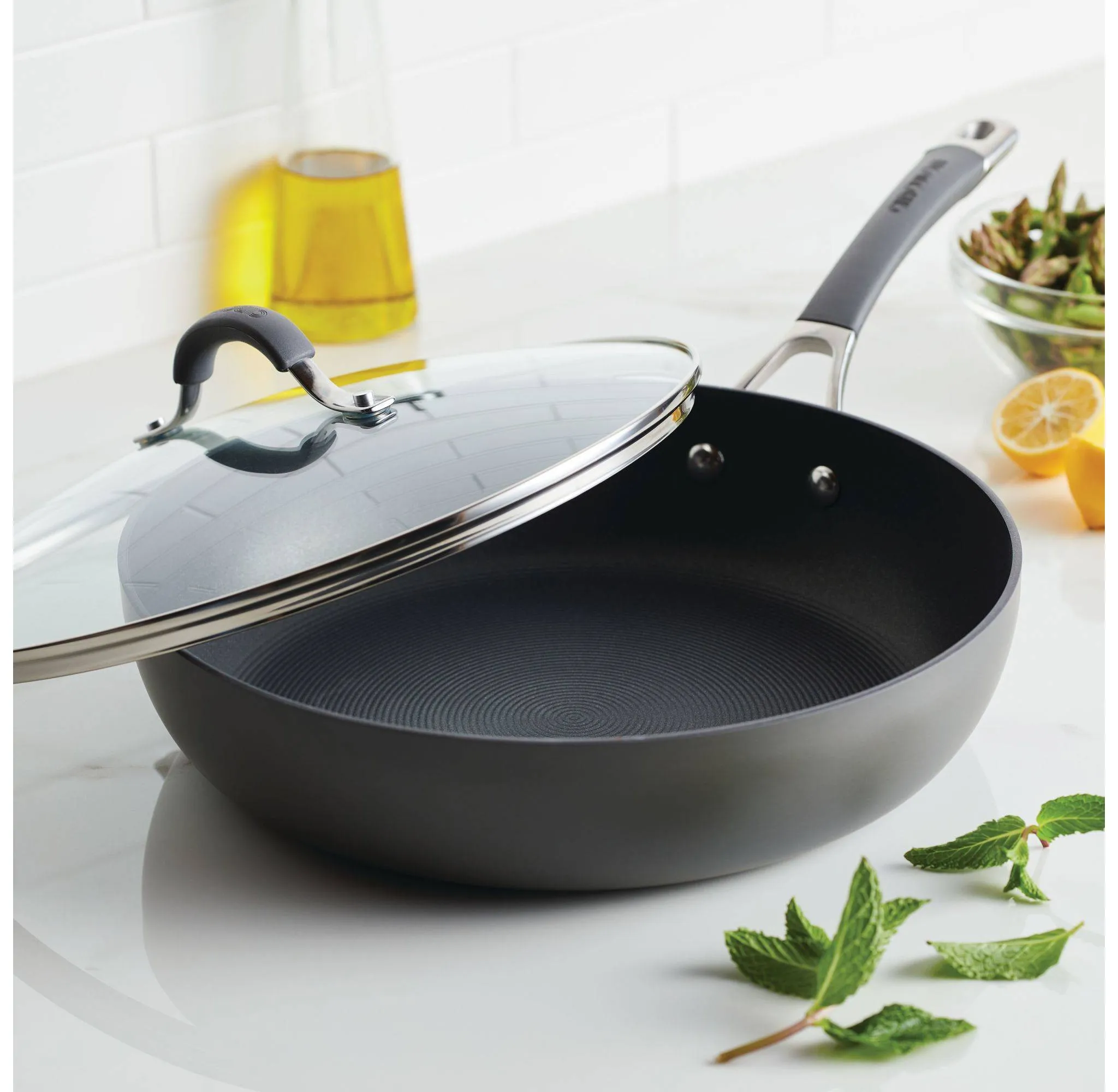 Nonstick Deep Skillet with Lid - Black - 12 Inch - Kaedas