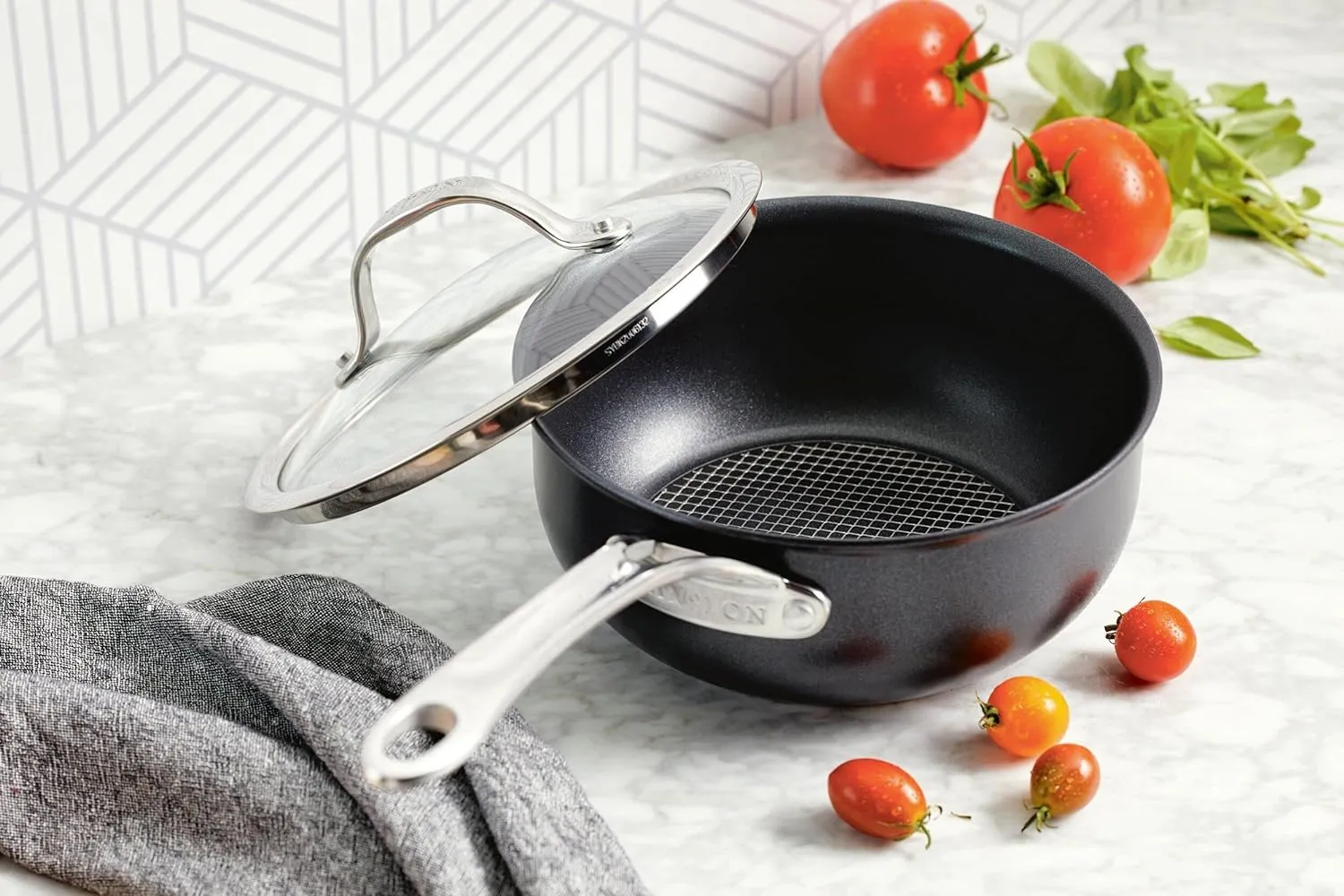SearTech Aluminum Nonstick Saucier with Lid, 2.5 Quart, Super Dark Gray - Kaedas