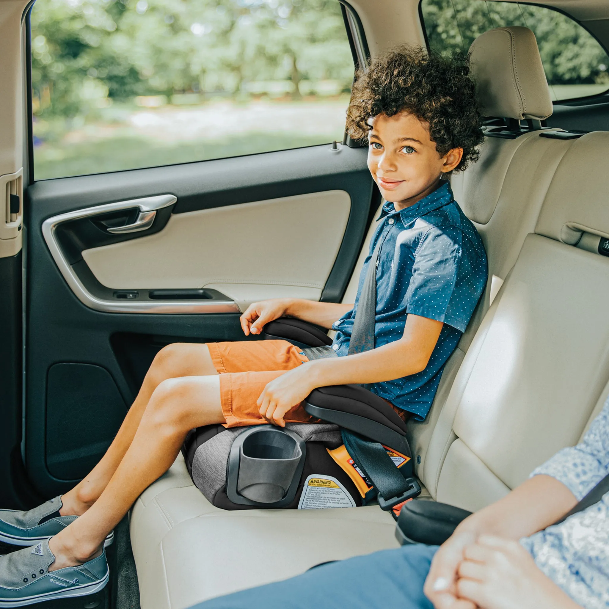 GoFit Cleartex Backless Booster Car Seat - Shadow - Kaedas