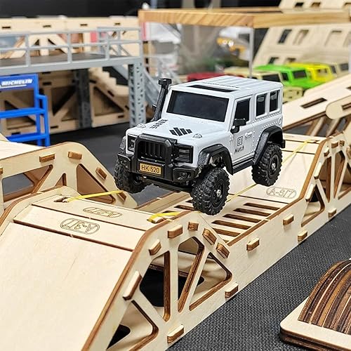 LDARC Mini RC Crawler 1:43 4WD All Terrain RC Rock Truck Ideal Für Raupenfahrzeug-Enthusiasten 2.4Ghz Maßstab Ferngesteuertes Auto Modell Kommt Mit DIY Weißer Karosserie (Wüstengelb) - Kaedas